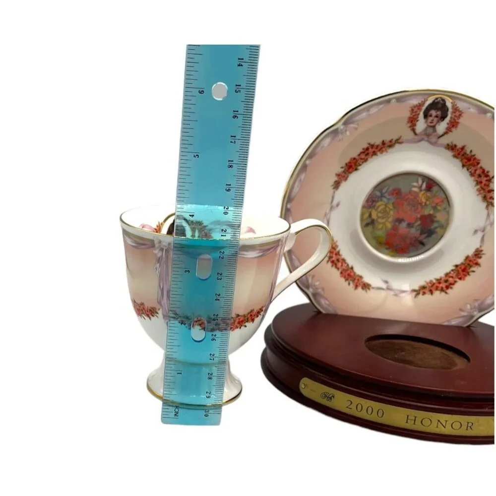 Avon Honor Society 2000 Mrs. PFE Albee Commemorative Teacup & Saucer Set In Box - Picture 10 of 16